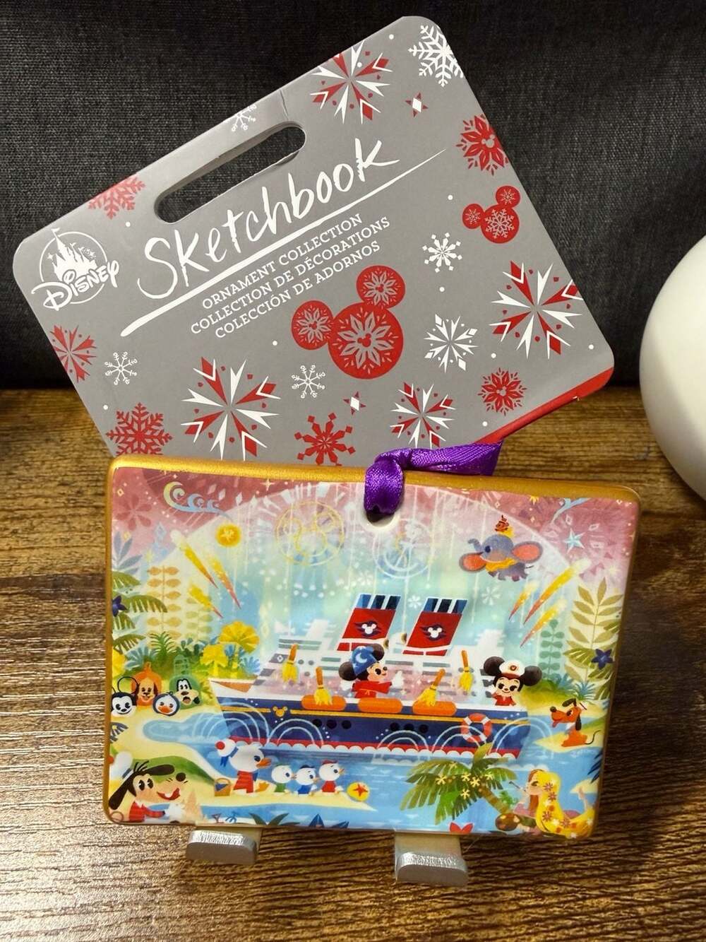 NWT Disney Cruise Line Joey Chou Disc Ornament